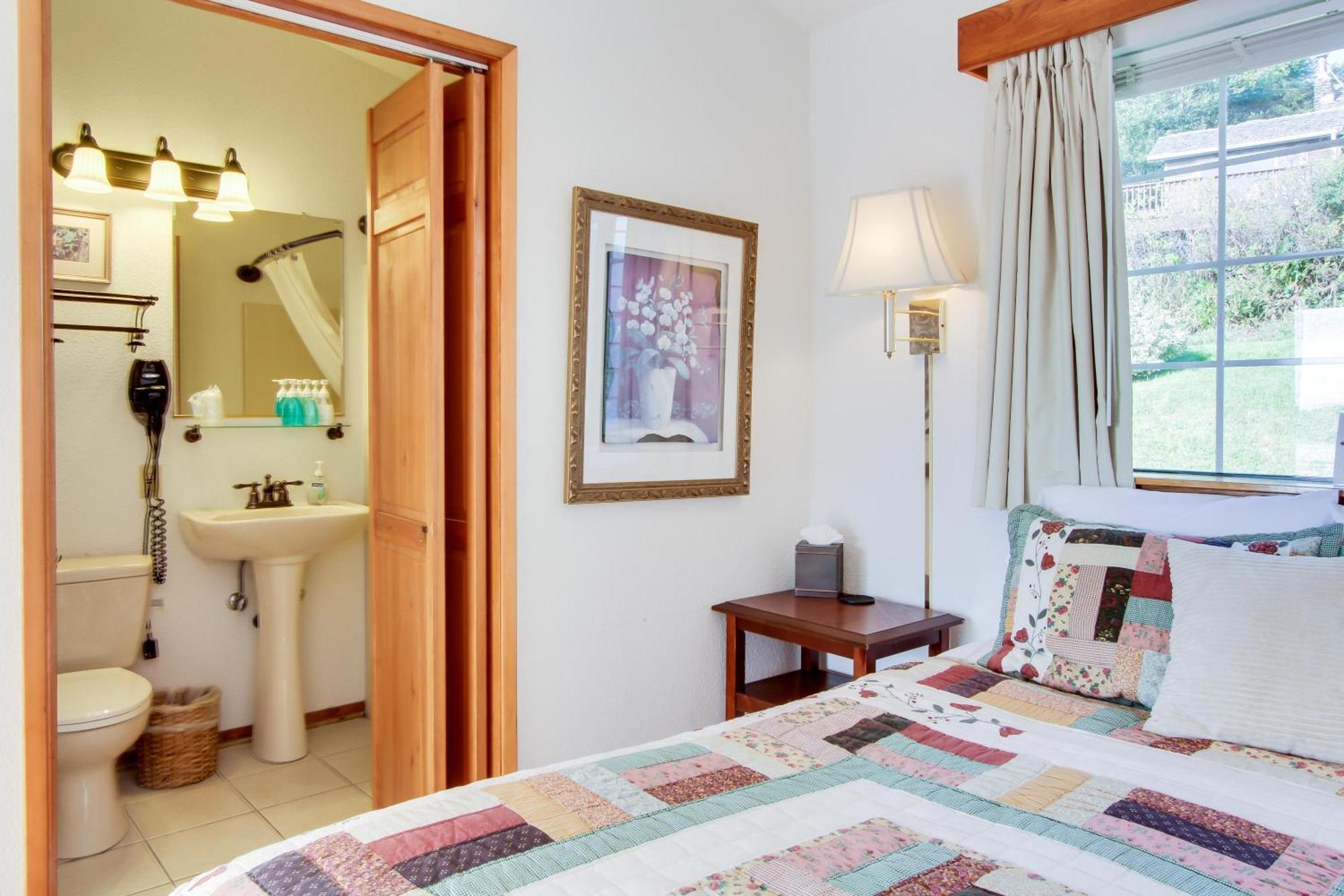 Ocean Cove Inn Yachats Εξωτερικό φωτογραφία
