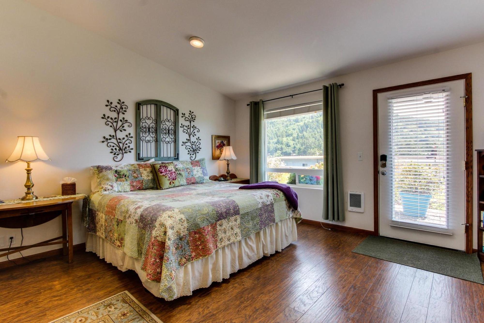 Ocean Cove Inn Yachats Εξωτερικό φωτογραφία