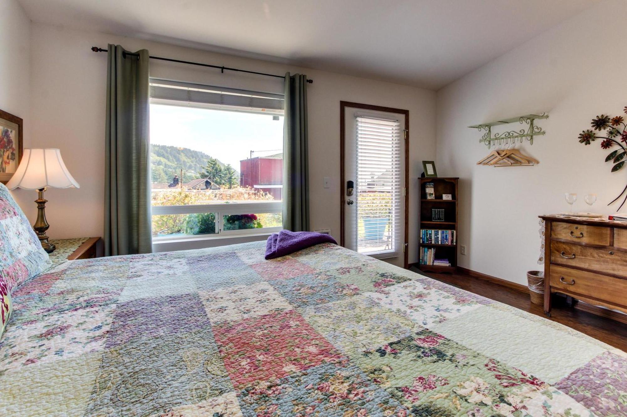 Ocean Cove Inn Yachats Δωμάτιο φωτογραφία