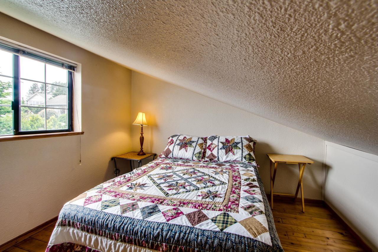 Ocean Cove Inn Yachats Εξωτερικό φωτογραφία