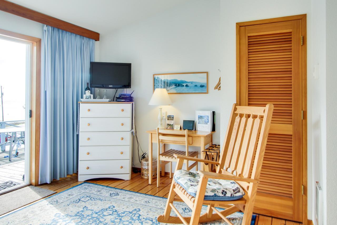Ocean Cove Inn Yachats Εξωτερικό φωτογραφία